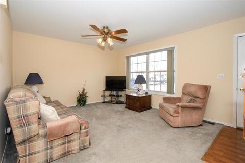 951 Surf Ct, Bartlett, IL 60103 photo 3