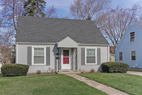 412 Miller Dr, Elgin, IL 60123 photo 1