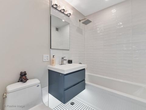 30 Elm St #9E, Chicago, IL 60611 photo 14