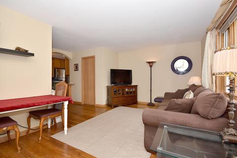 1551 S Wolf Rd, Hillside, IL 60162 photo 12
