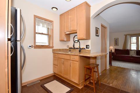 1551 S Wolf Rd, Hillside, IL 60162 photo 7