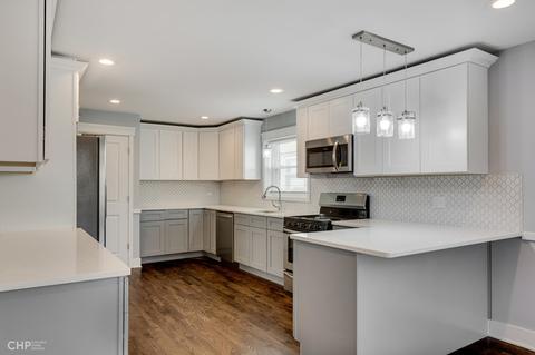 561 E 103rd Pl, Chicago, IL 60628 photo 5