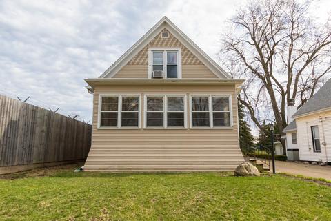 417 E Stewart St, Bloomington, IL 61701 photo 1
