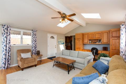 302 Hatlen Ave, Mount Prospect, IL 60056 photo 11