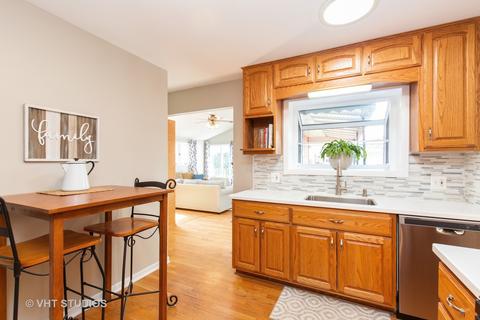 302 Hatlen Ave, Mount Prospect, IL 60056 photo 7