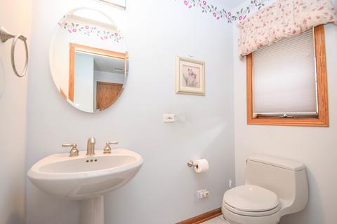 4 N358 7th Ave, Addison, IL 60101 photo 9