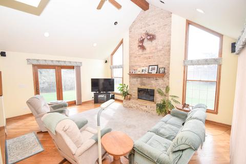 4 N358 7th Ave, Addison, IL 60101 photo 3