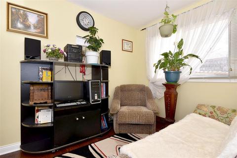 2155 Chase Ave, Des Plaines, IL 60018 photo 16