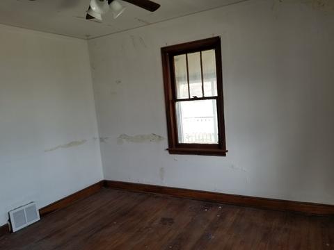 111 E 151st St, Harvey, IL 60426 photo 5