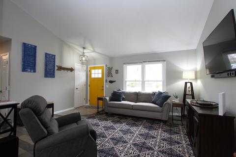 1716 Pleasant Ave, Mchenry, IL 60050 photo 5