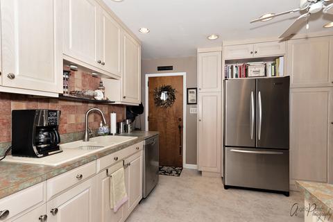1202 May Ave, Mchenry, IL 60051 photo 9