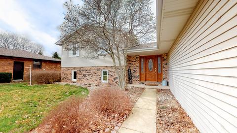 107 Sheringham Dr, Normal, IL 61761 photo 39