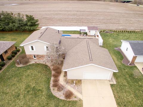 107 Sheringham Dr, Normal, IL 61761 photo 1