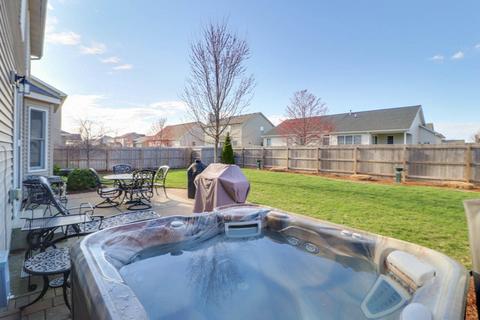2944 Wolf Creek Ln, Normal, IL 61761 photo 17