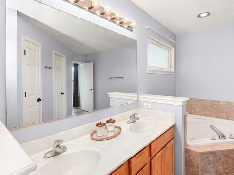 2100 Hearthstone Dr, Bartlett, IL 60103 photo 26