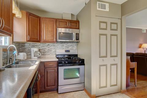 417 E Maple St, Lombard, IL 60148 photo 4