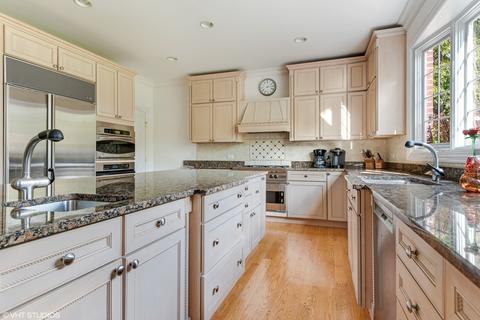 49 Briar Rd, Golf, IL 60029 photo 8