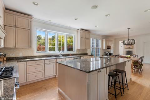 49 Briar Rd, Golf, IL 60029 photo 9