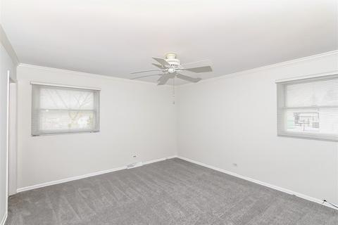 4110 Ohare Dr, Hoffman Estates, IL 60192 photo 17