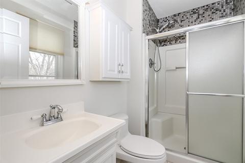 4110 Ohare Dr, Hoffman Estates, IL 60192 photo 18