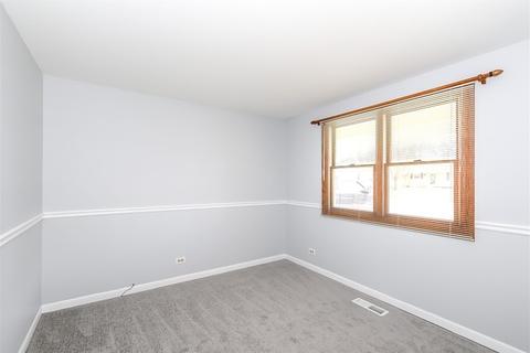 4110 Ohare Dr, Hoffman Estates, IL 60192 photo 25
