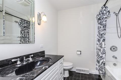 4110 Ohare Dr, Hoffman Estates, IL 60192 photo 21