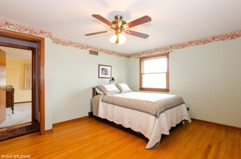 149 Thomas More Dr, Elgin, IL 60123 photo 6