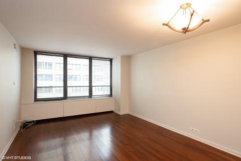 222 E Pearson St #1603, Chicago, IL 60611 photo 2