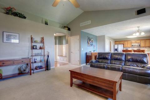 809 Chickory Dr, Champaign, IL 61822 photo 6