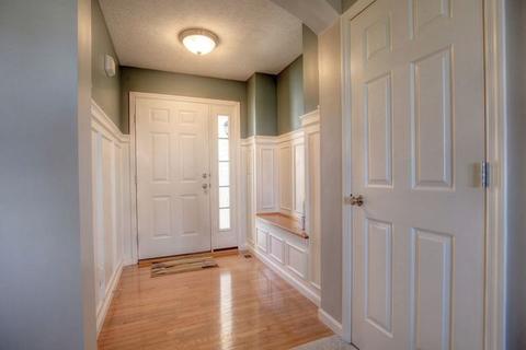 809 Chickory Dr, Champaign, IL 61822 photo 5
