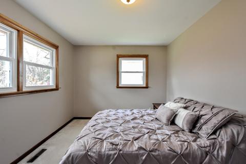 1106 Acre Ln, Johnsburg, IL 60051 photo 15