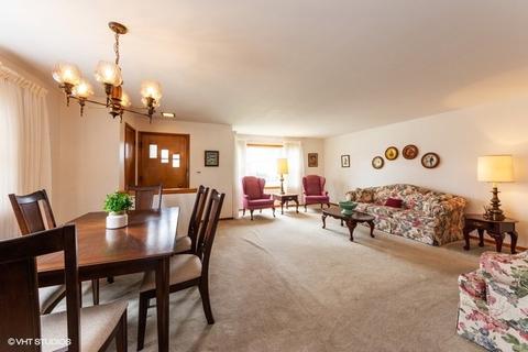 816 Walter Ave, Des Plaines, IL 60016 photo 4