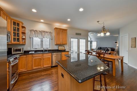 948 Riverstone Dr, Aurora, IL 60502 photo 7