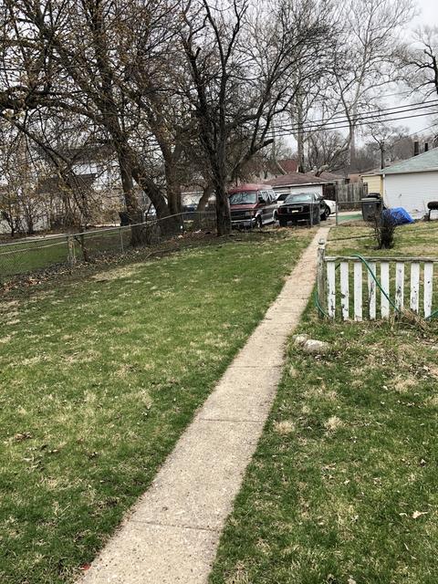1425 Pitner Ave, Evanston, IL 60201 photo 3