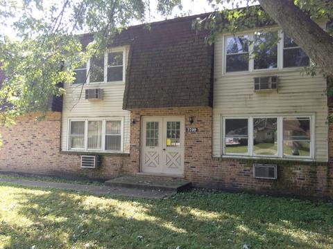 3709 James St, Mchenry, IL 60050 photo 2