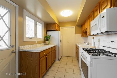 2037 Greenfield Rd, Hoffman Estates, IL 60169 photo 3
