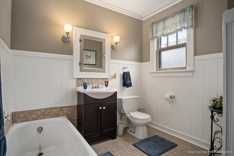 340 Wheelock St, Elgin, IL 60123 photo 8