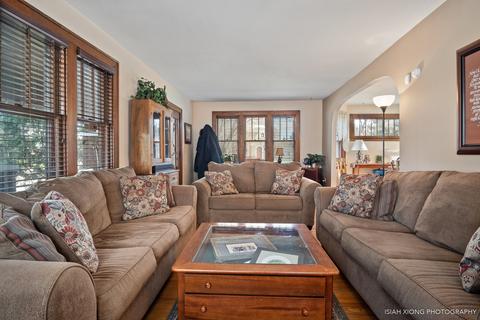 340 Wheelock St, Elgin, IL 60123 photo 4