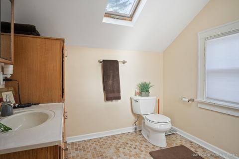 340 Wheelock St, Elgin, IL 60123 photo 10