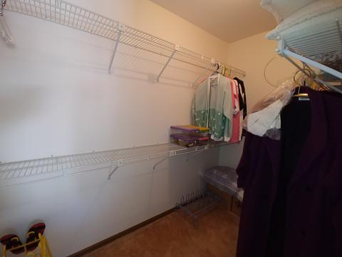 4548 Topaz Dr, Hoffman Estates, IL 60192 photo 9