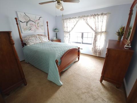 4548 Topaz Dr, Hoffman Estates, IL 60192 photo 8