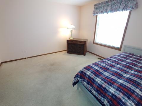 4548 Topaz Dr, Hoffman Estates, IL 60192 photo 5
