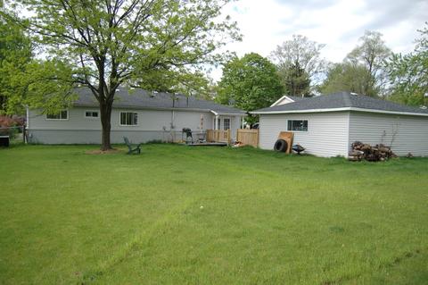 450 Alpine Ln, Hoffman Estates, IL 60169 photo 2