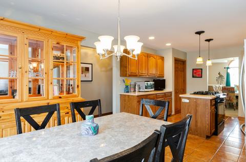 39 W329 Abilene Trl, Elgin, IL 60124 photo 4
