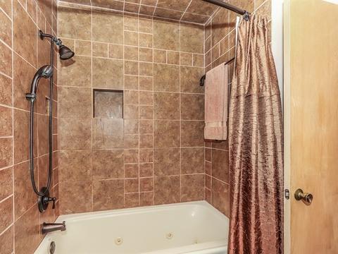 5465 Edgewood Dr, Algonquin, IL 60102 photo 17