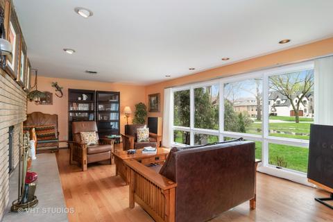 317 Nuttall Rd, Riverside, IL 60546 photo 2