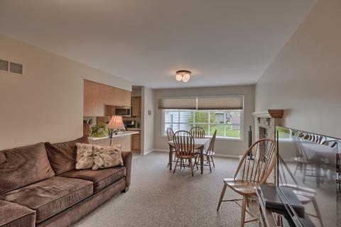 2218 Georgetown Dr, Champaign, IL 61821 photo 16