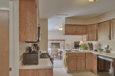 2218 Georgetown Dr, Champaign, IL 61821 photo 10
