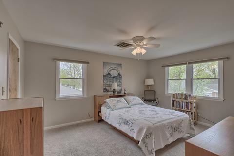2218 Georgetown Dr, Champaign, IL 61821 photo 19