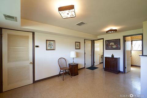 230 Dulles Rd, Des Plaines, IL 60016 photo 25